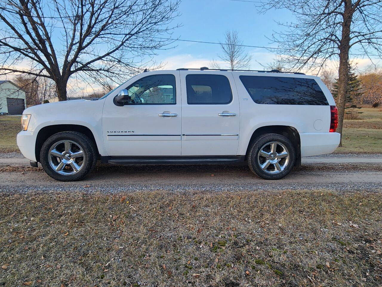 2013 CHEVROLET Suburban
