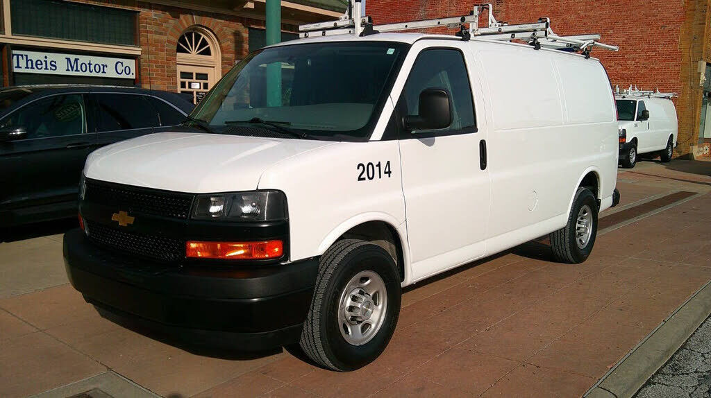 2023 CHEVROLET Express