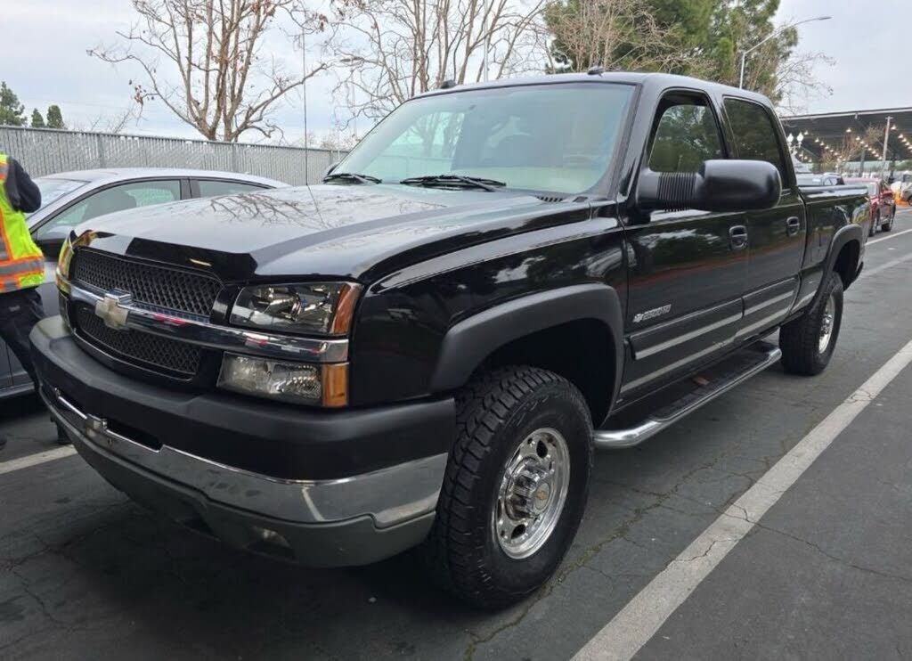 2004 CHEVROLET Silverado