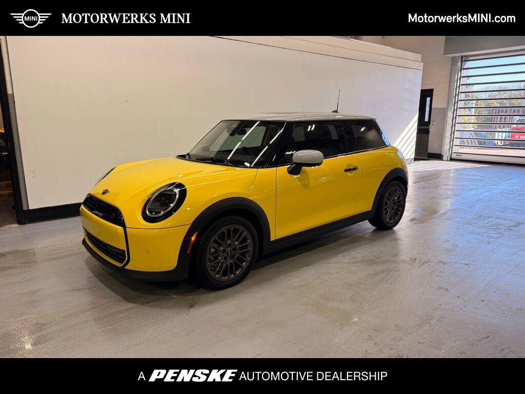 2025 MINI Hardtop