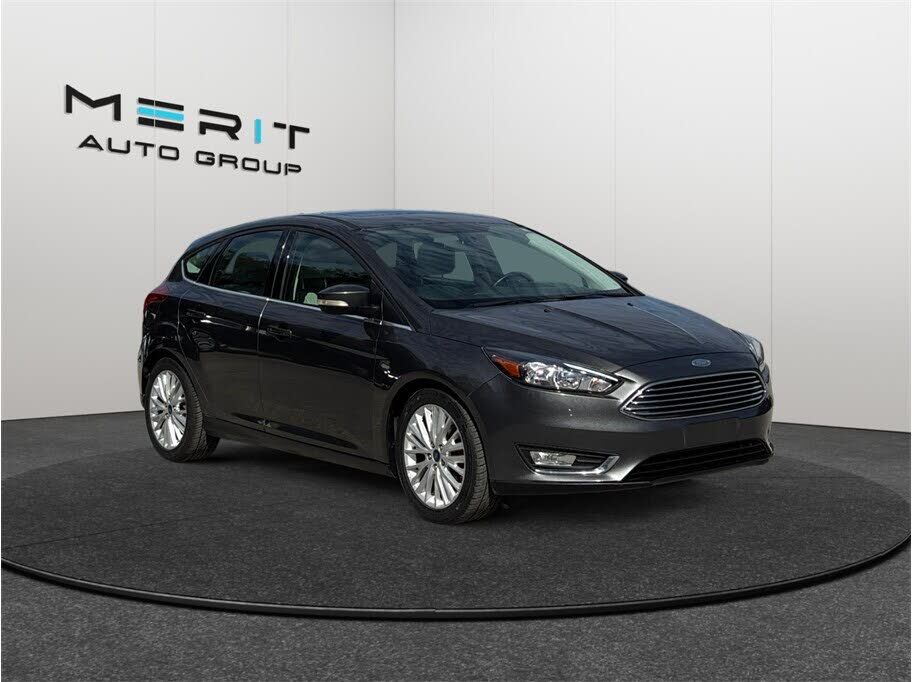 2016 FORD Focus