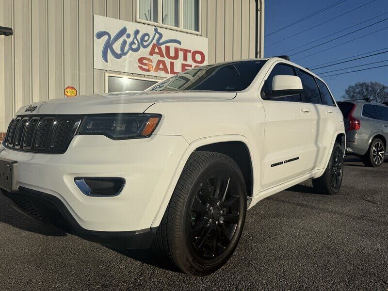 2017 JEEP Grand Cherokee