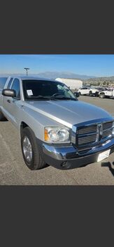 2005 DODGE Dakota