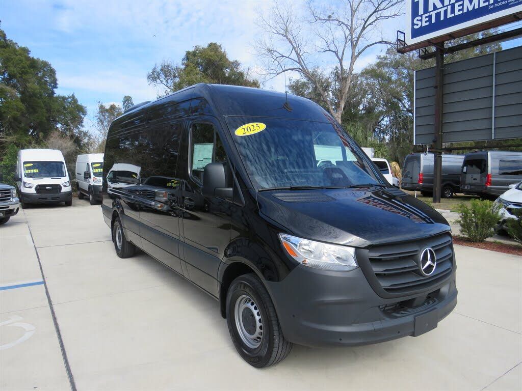 2025 MERCEDES-BENZ Sprinter
