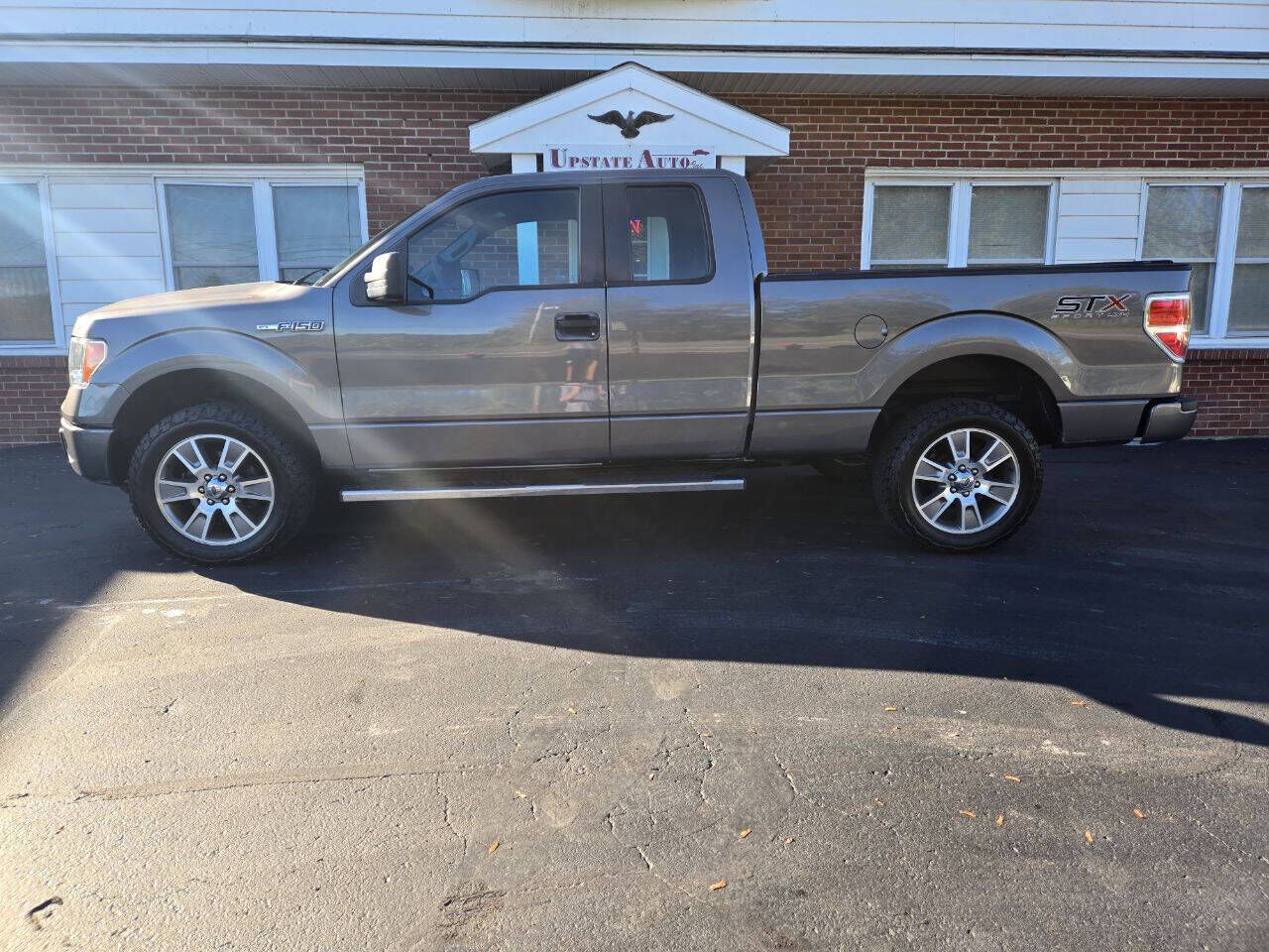 2014 FORD F-150