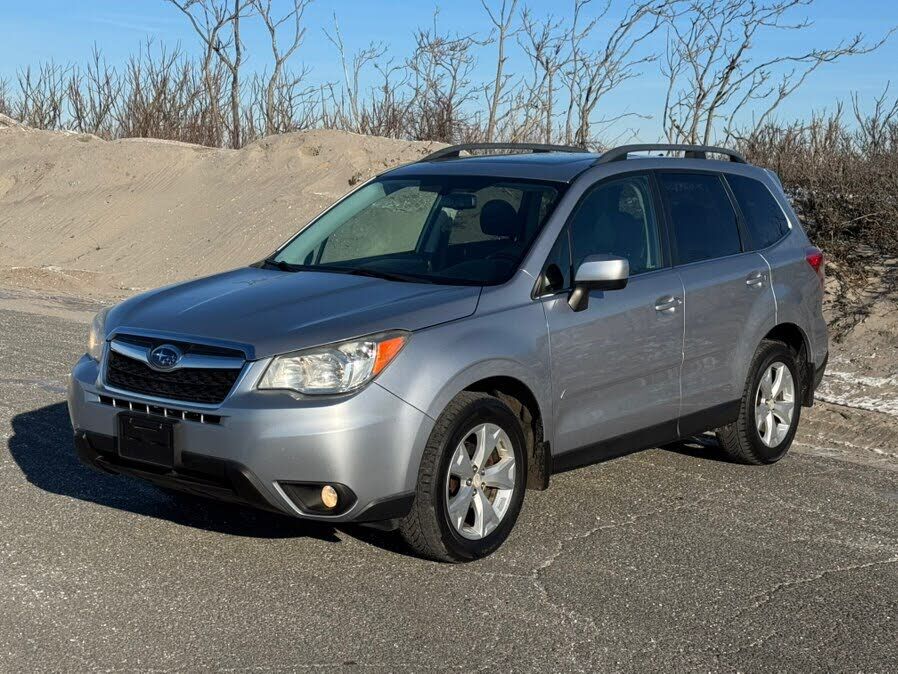 2015 SUBARU Forester