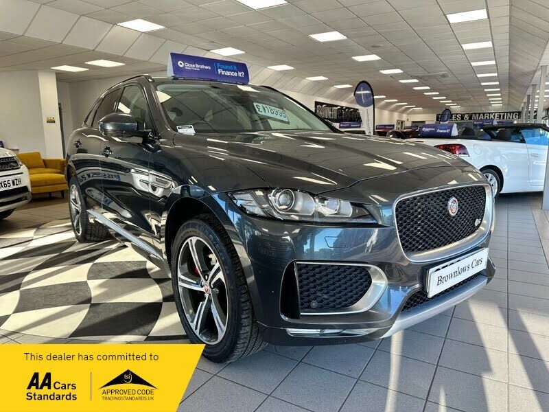 Jaguar F-Pace