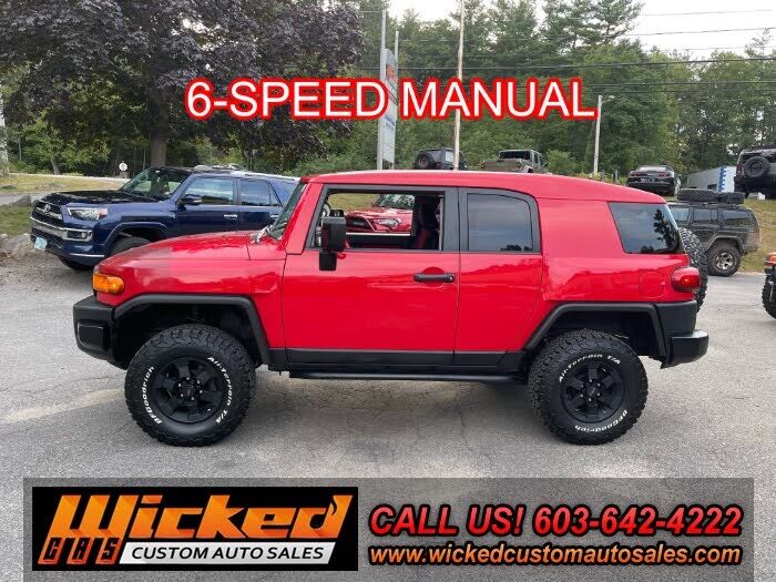 2012 TOYOTA FJ Cruiser