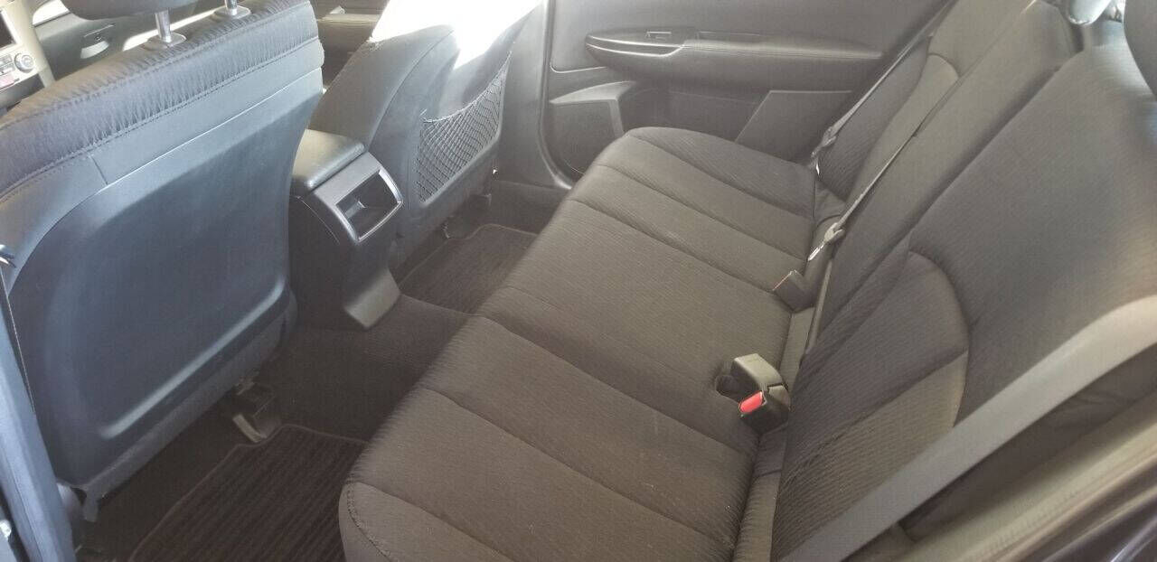 2011 SUBARU Legacy