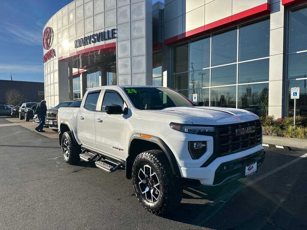 2024 GMC Canyon