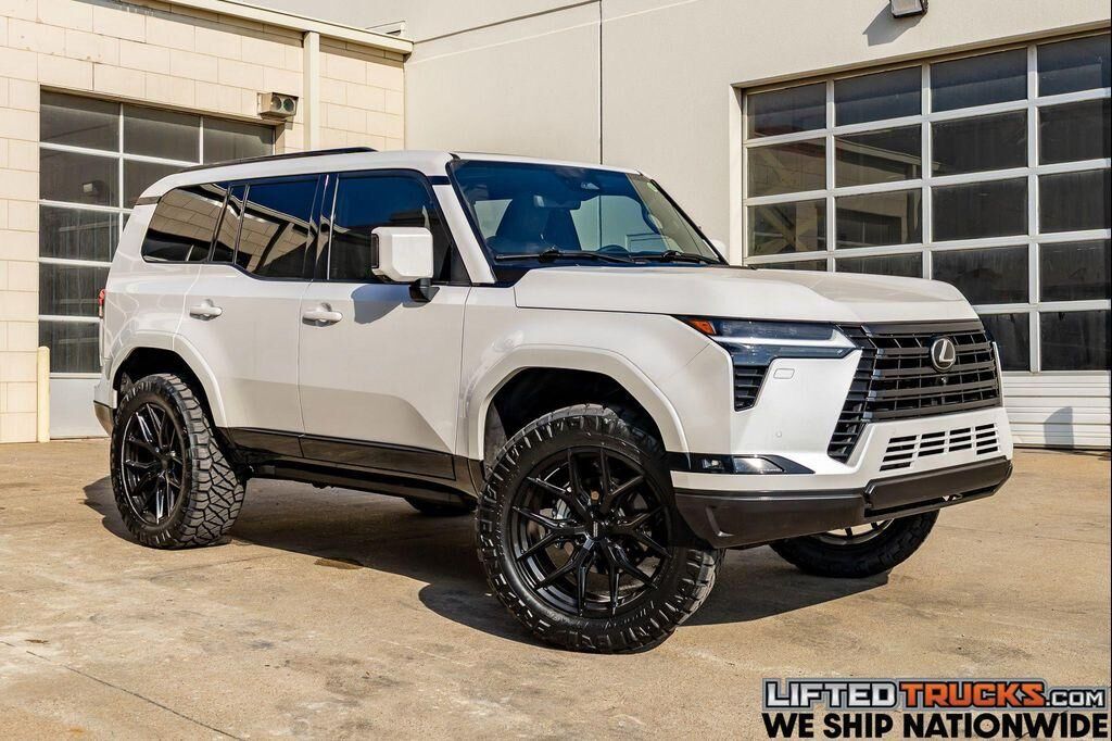 2024 LEXUS GX