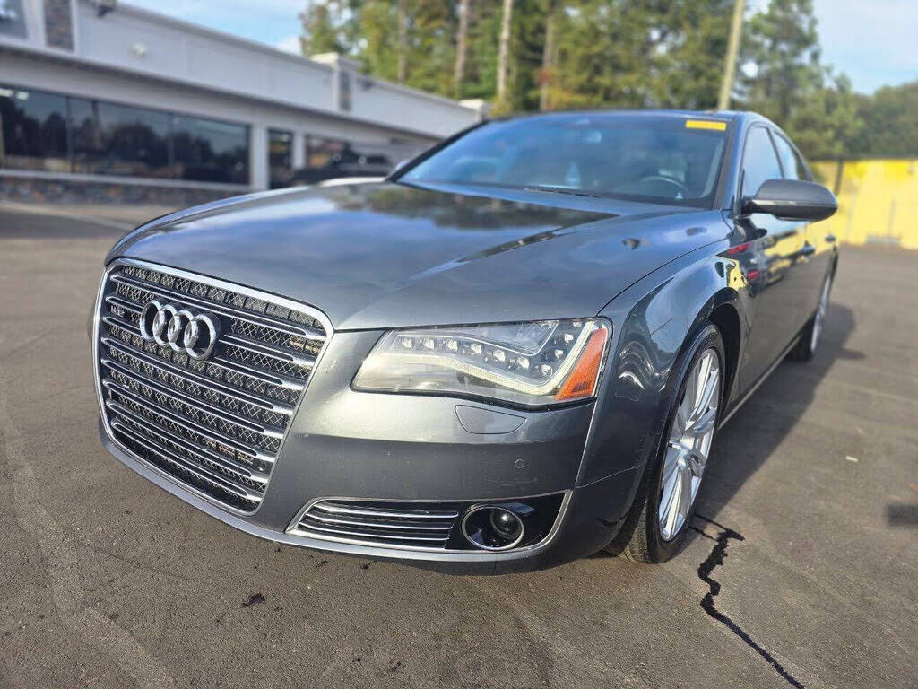 2012 AUDI A8