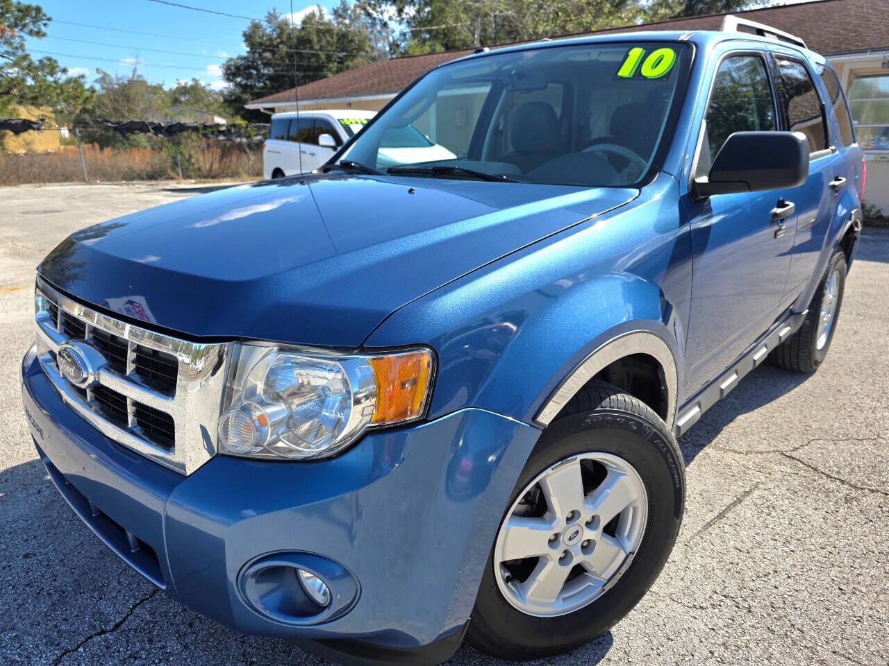 2010 FORD Escape