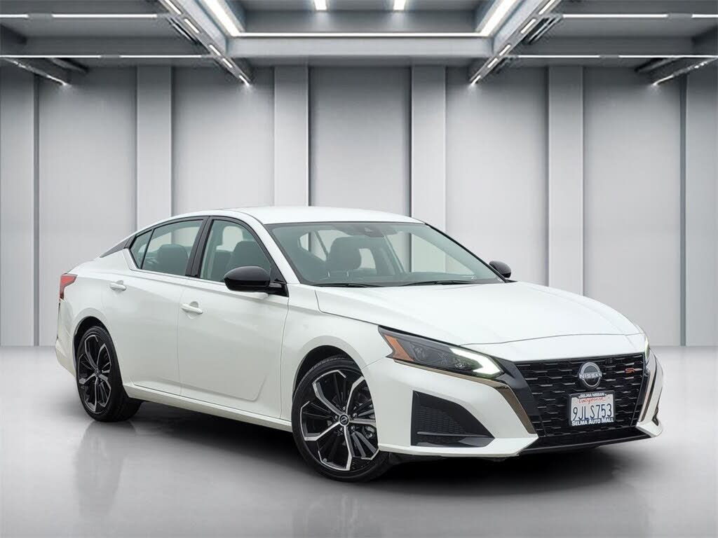 2023 NISSAN Altima