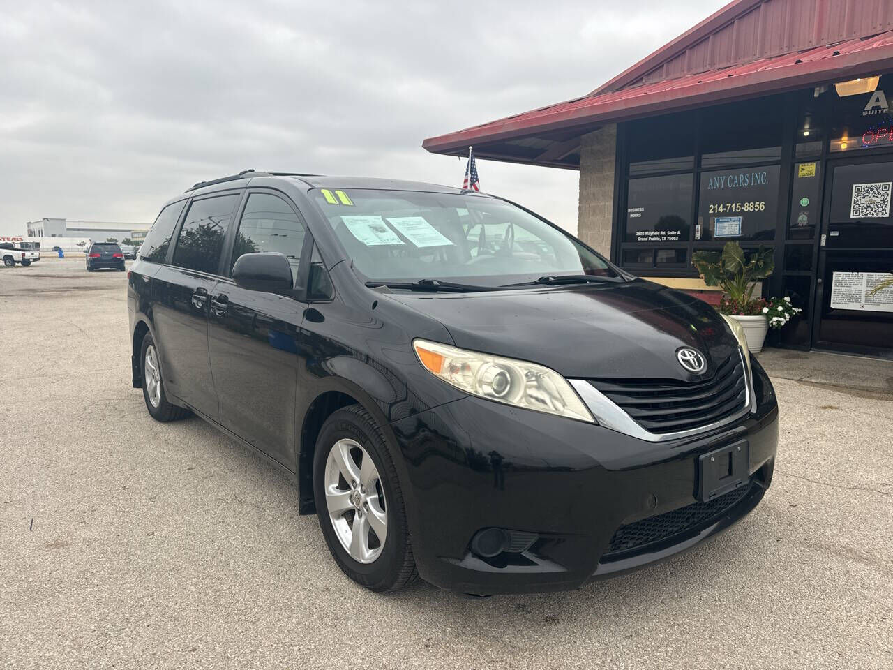 2011 TOYOTA Sienna