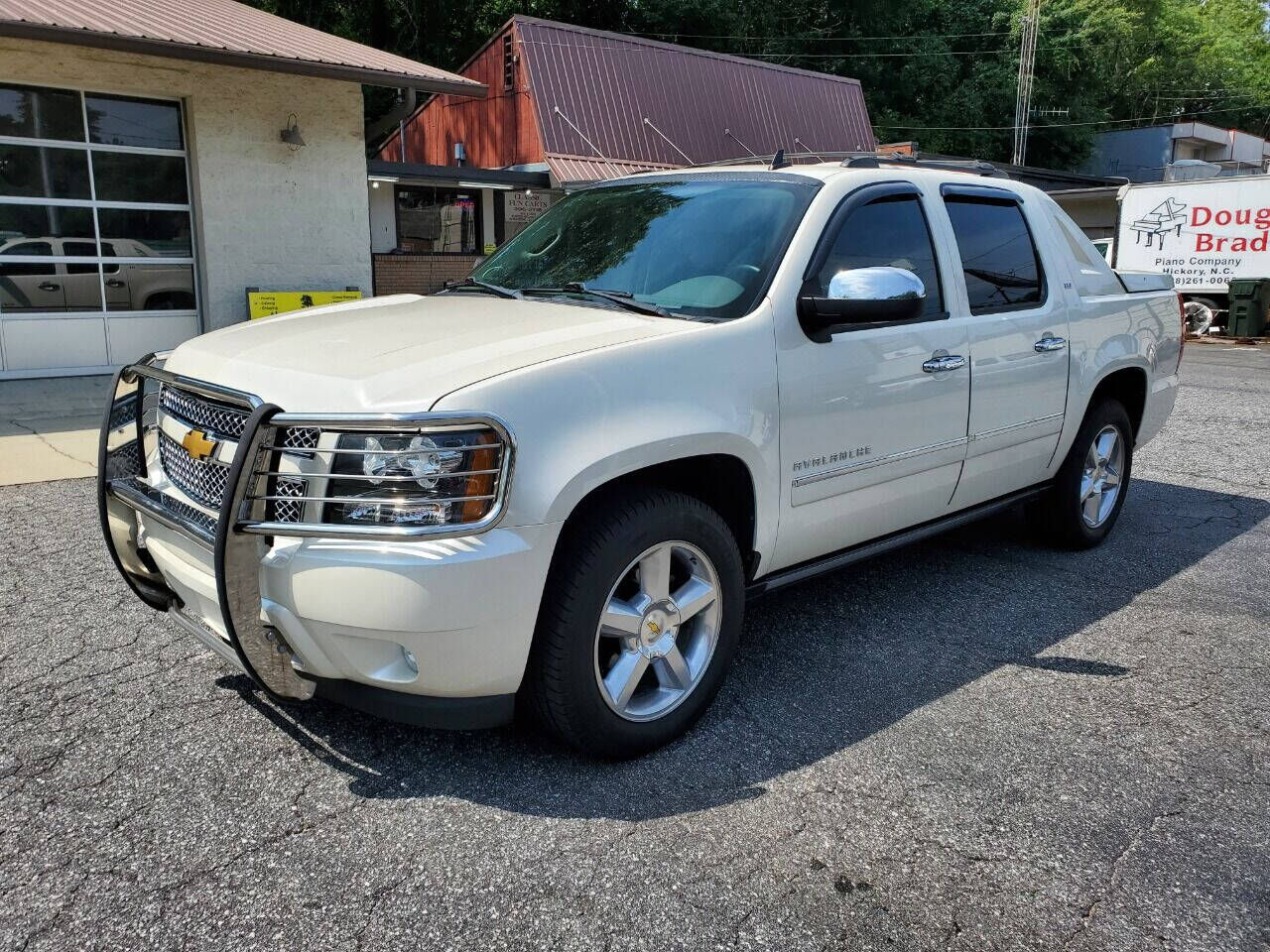 2012 CHEVROLET Avalanche