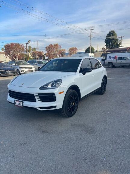 2019 PORSCHE Cayenne