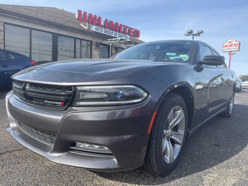 2017 DODGE Charger