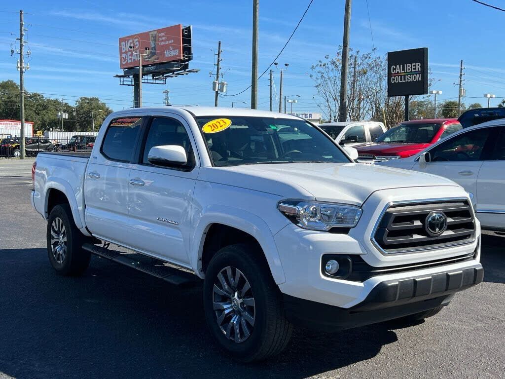 2023 TOYOTA Tacoma