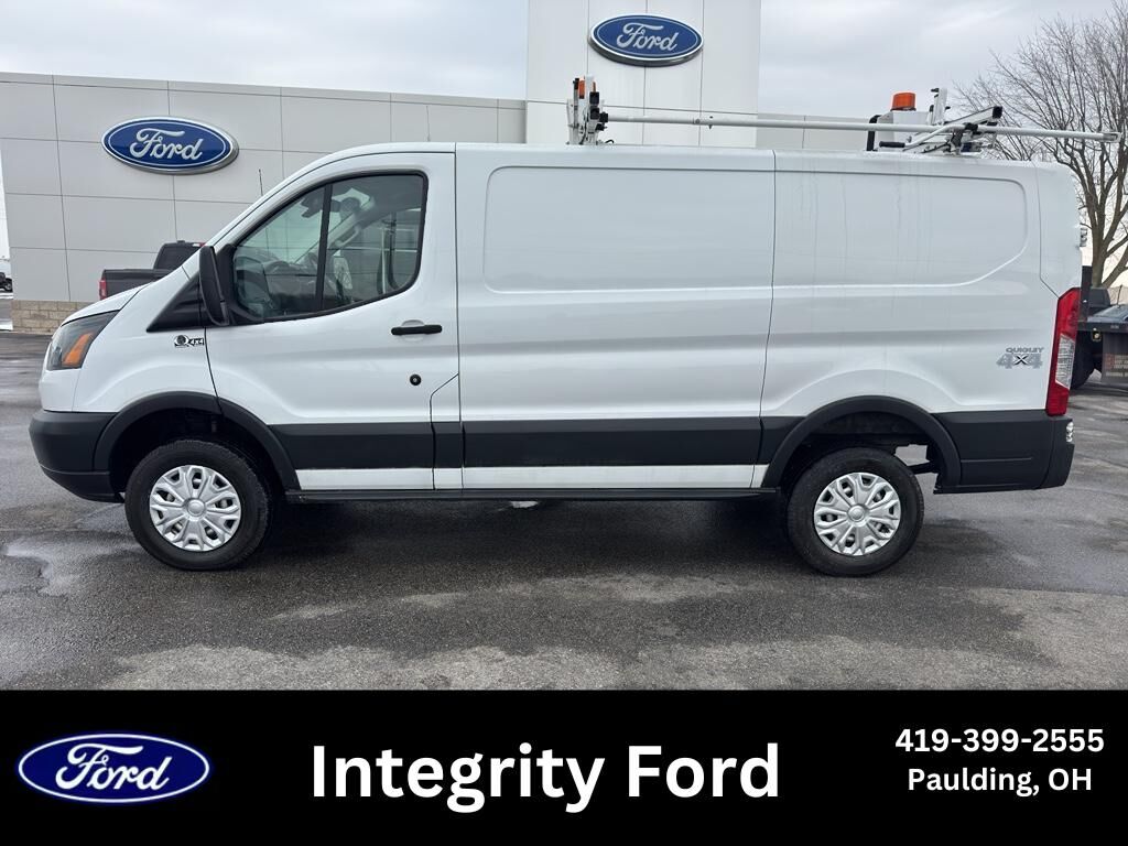 2017 FORD Transit