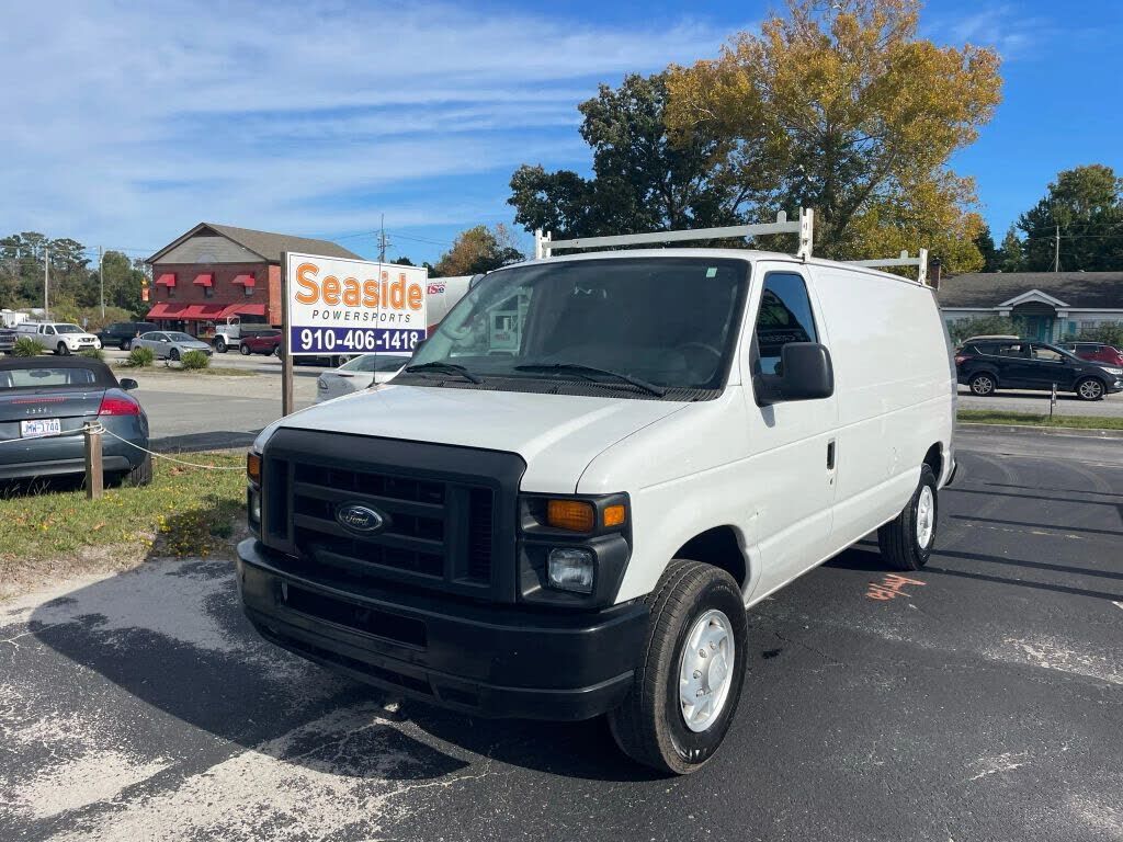 2012 FORD E-250