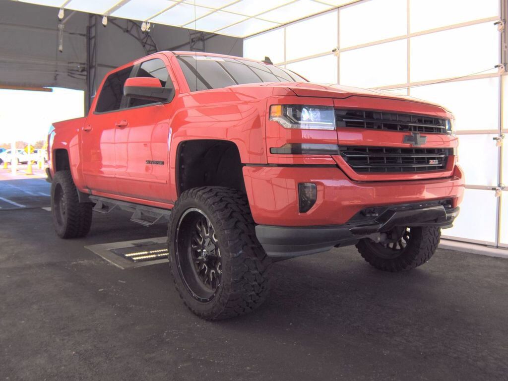 2018 CHEVROLET Silverado