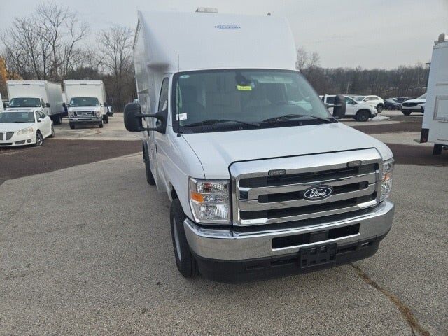 2026 FORD E-350