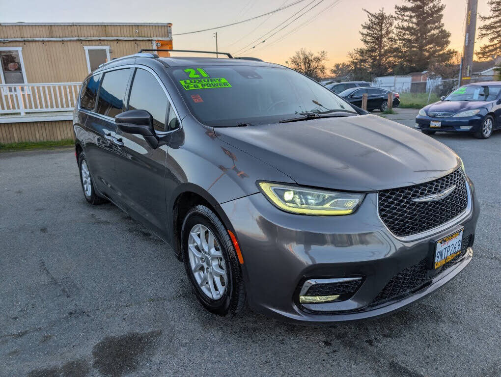 2021 CHRYSLER Pacifica