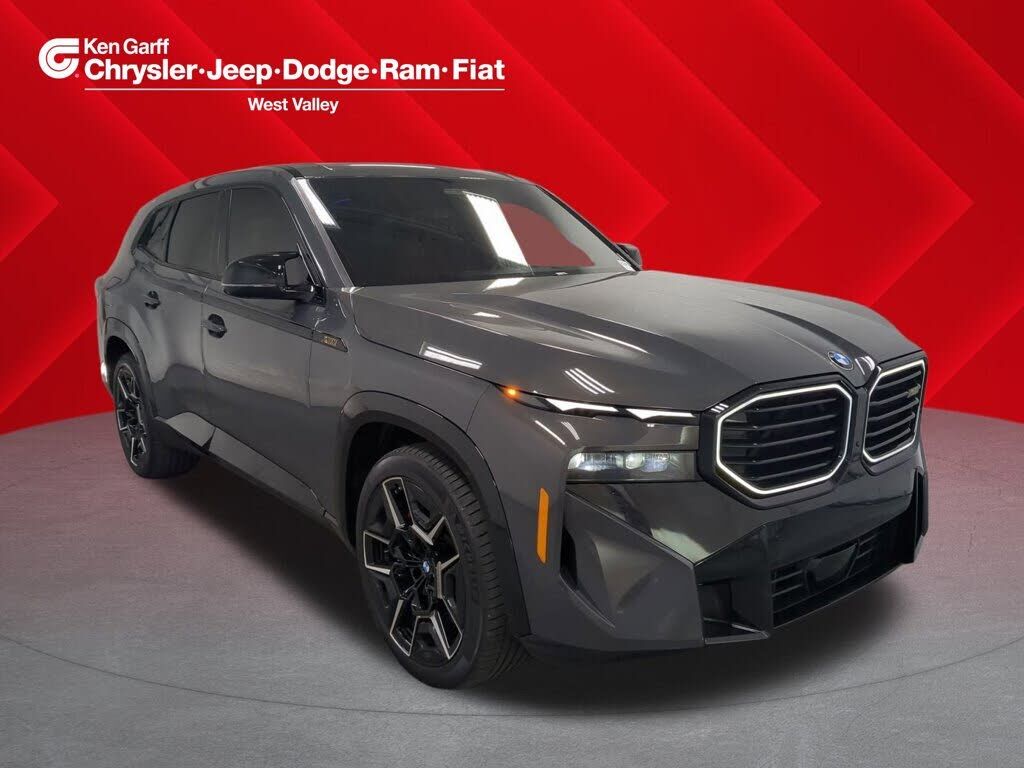 2025 BMW XM