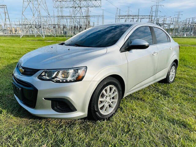 2017 CHEVROLET Sonic