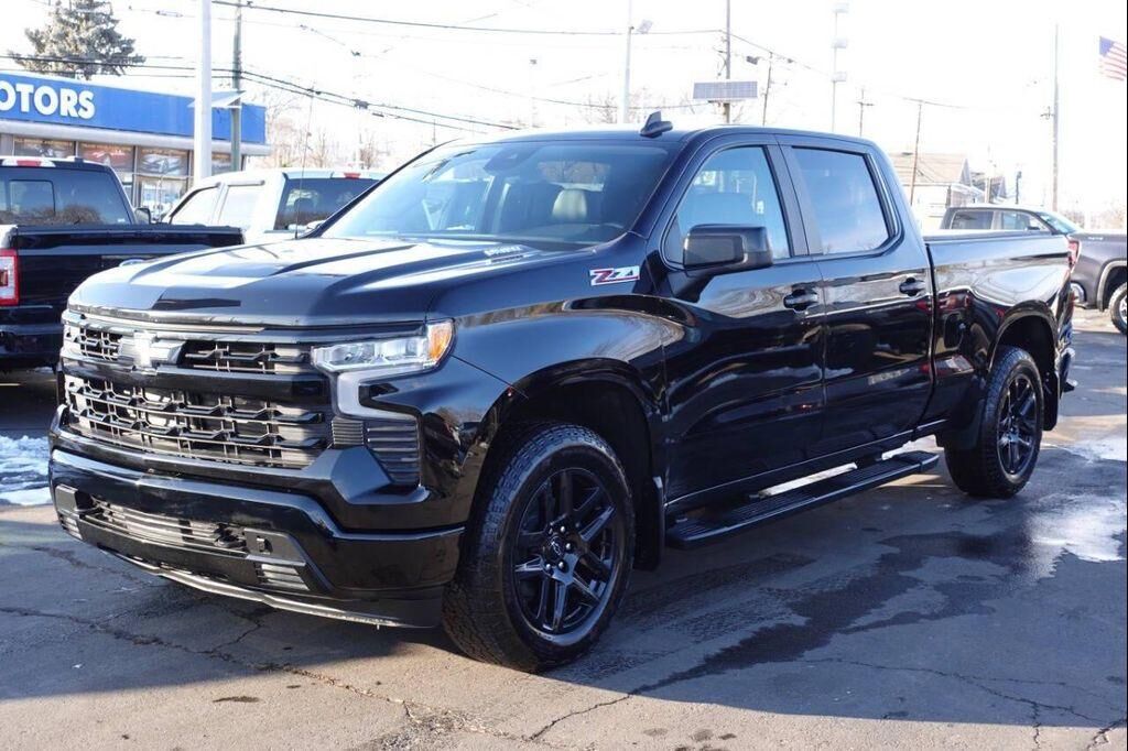 2024 CHEVROLET Silverado