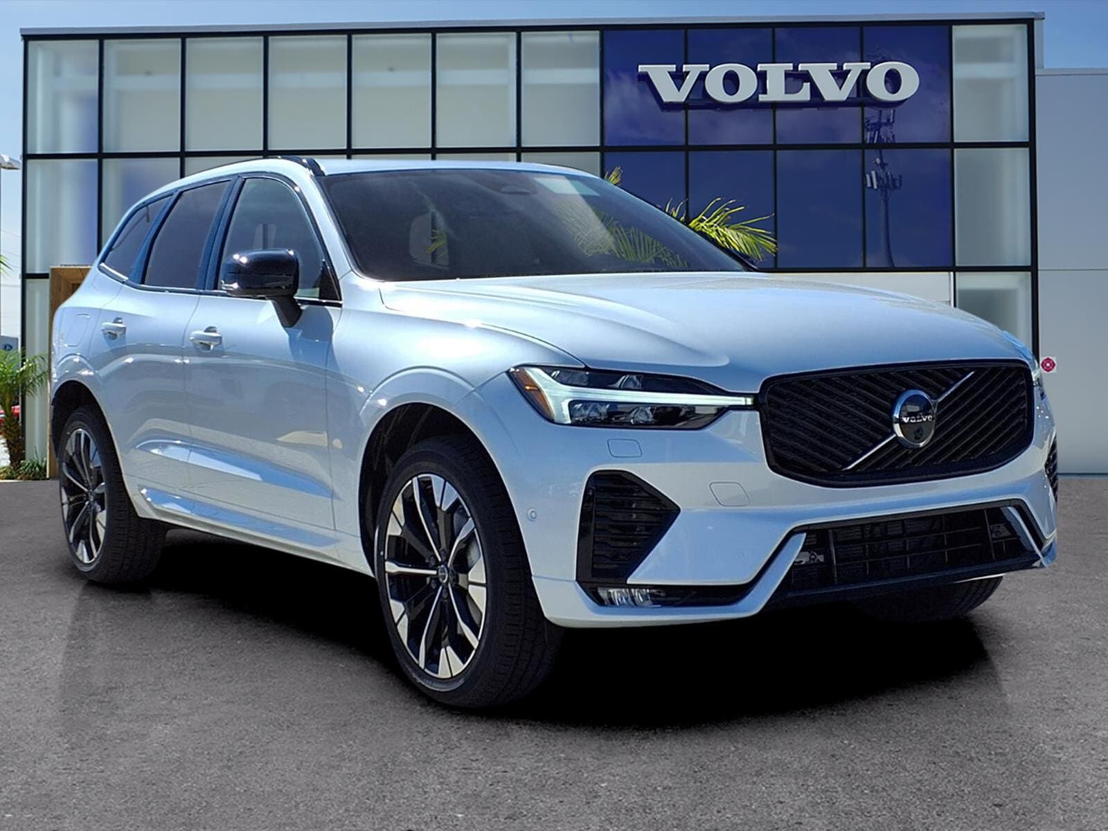 2026 VOLVO XC60