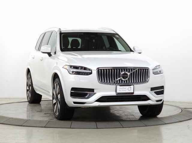 2023 VOLVO XC90