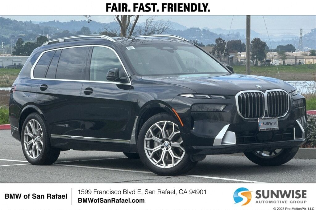 2023 BMW X7