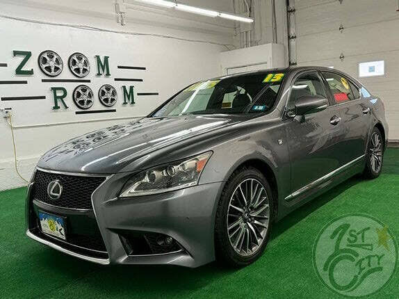 2013 LEXUS LS
