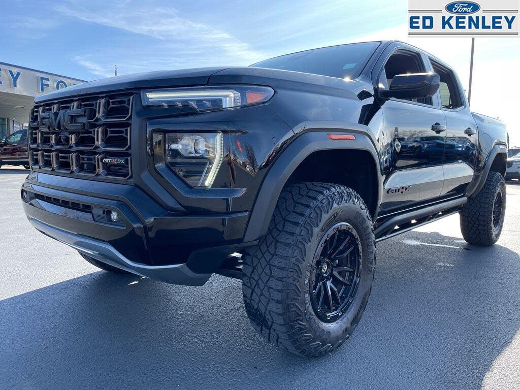 2023 GMC Canyon