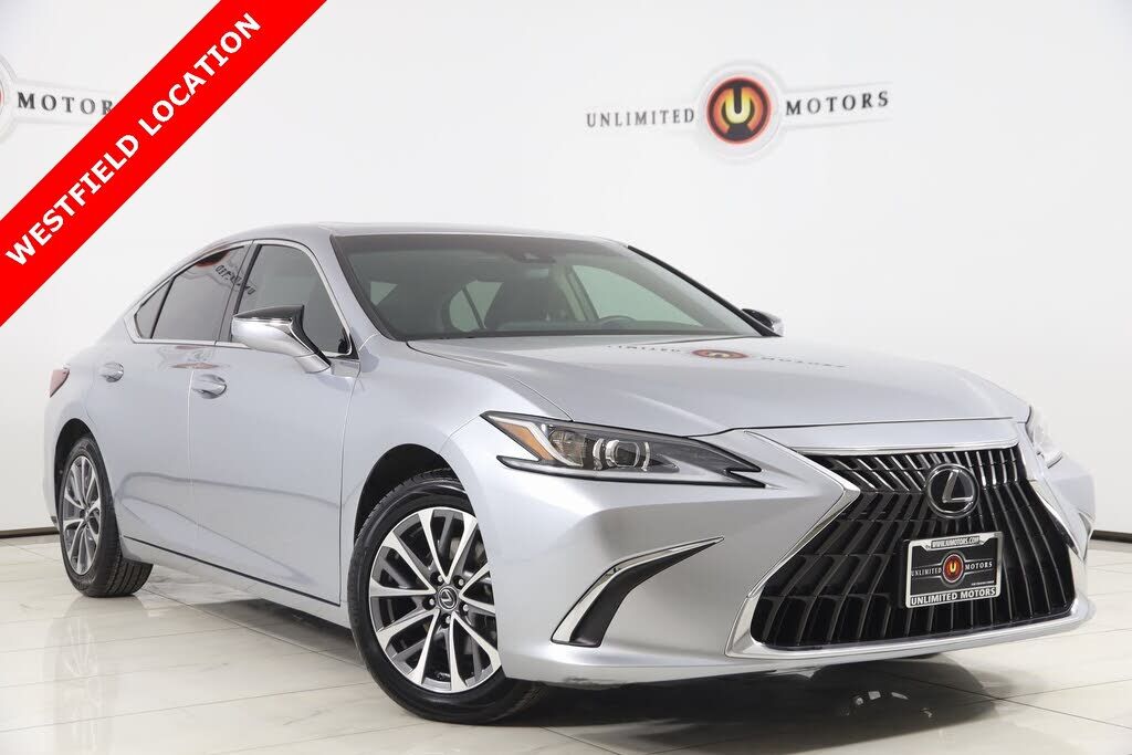 2024 LEXUS ES