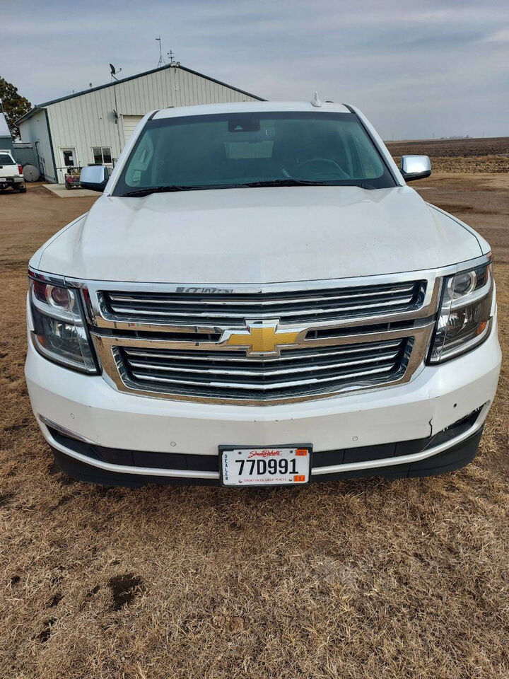 2016 CHEVROLET Suburban