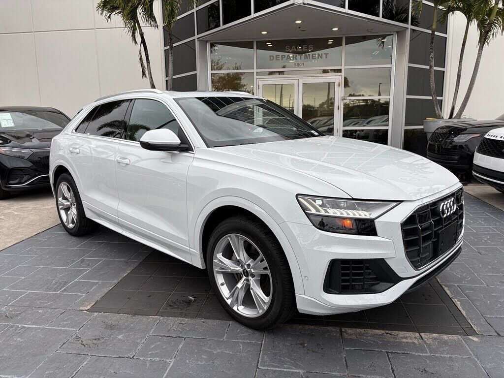 2023 Audi Q8