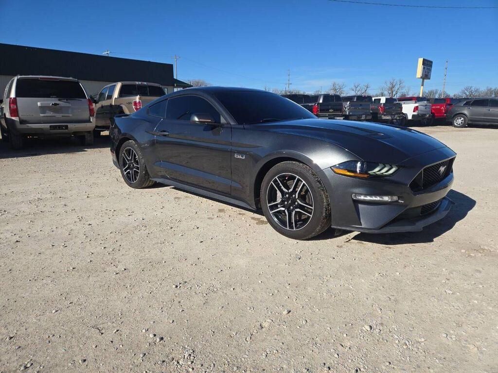 2019 FORD Mustang