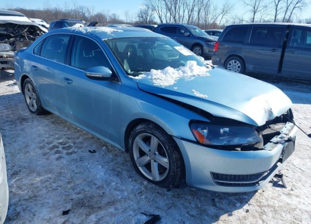 2012 VOLKSWAGEN Passat