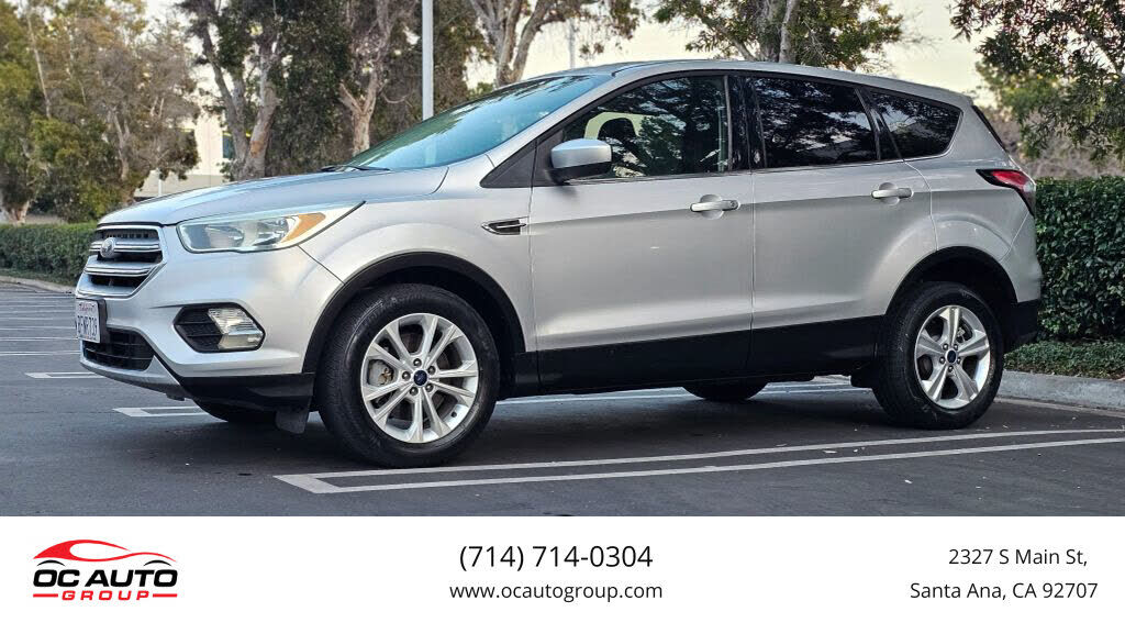 2017 FORD Escape