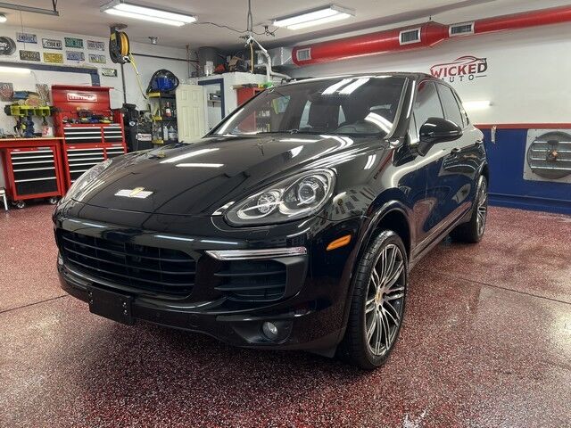 2018 PORSCHE Cayenne