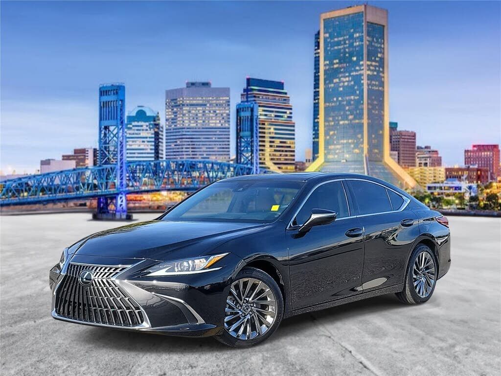 2024 LEXUS ES