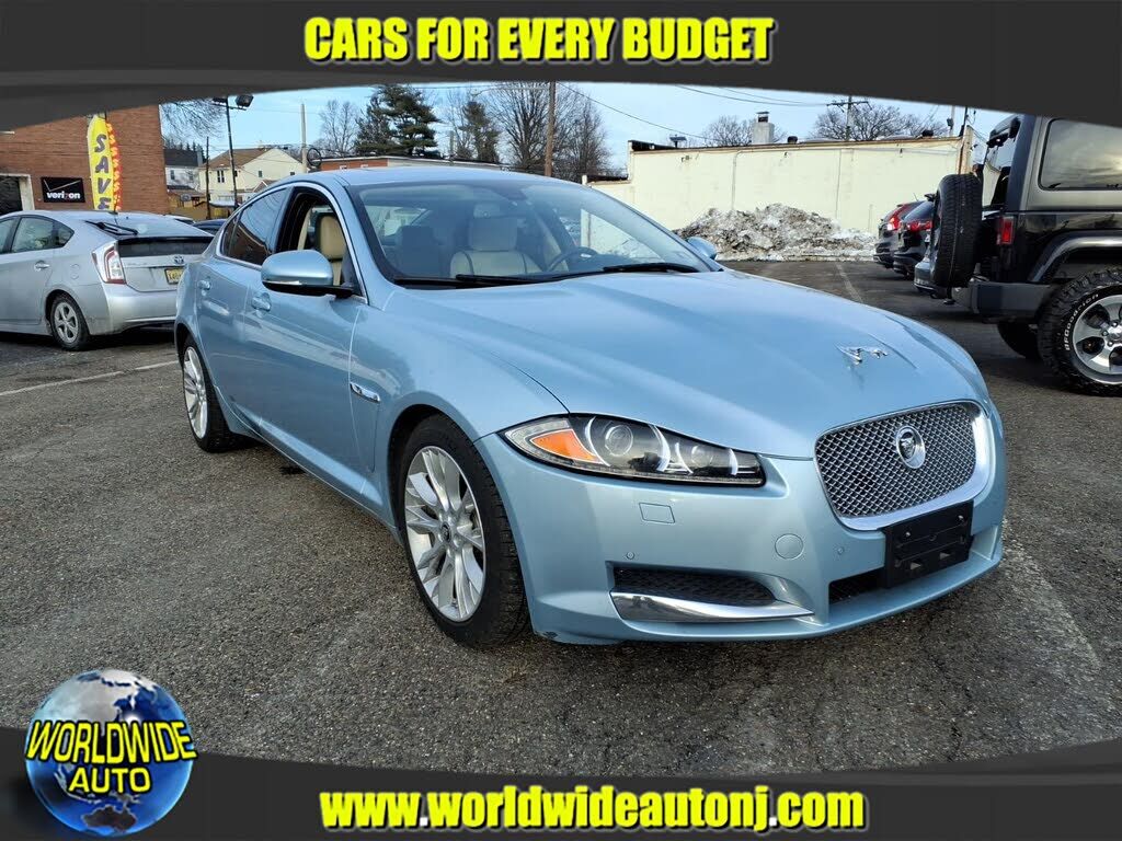 2013 JAGUAR XF