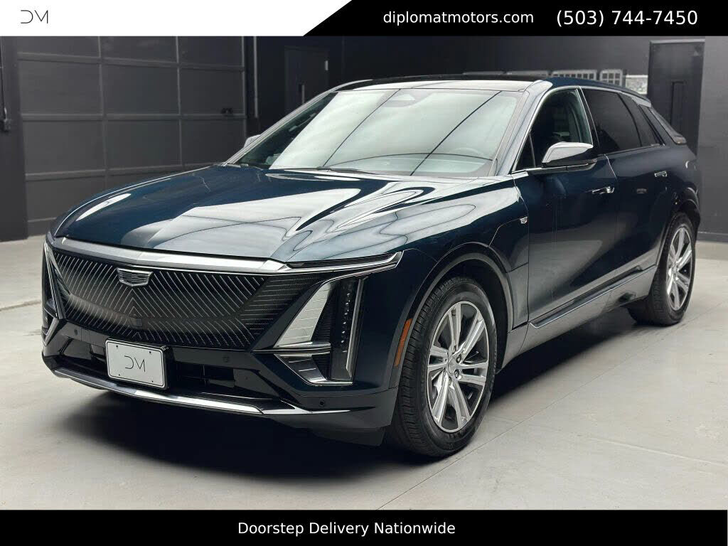 2024 CADILLAC Lyriq