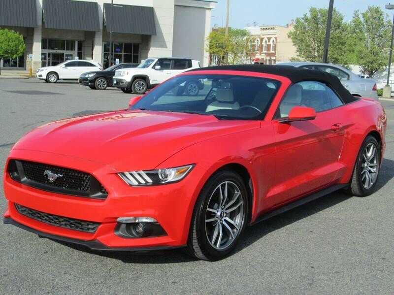 2015 FORD Mustang
