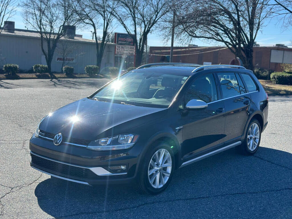 2018 VOLKSWAGEN Golf Alltrack