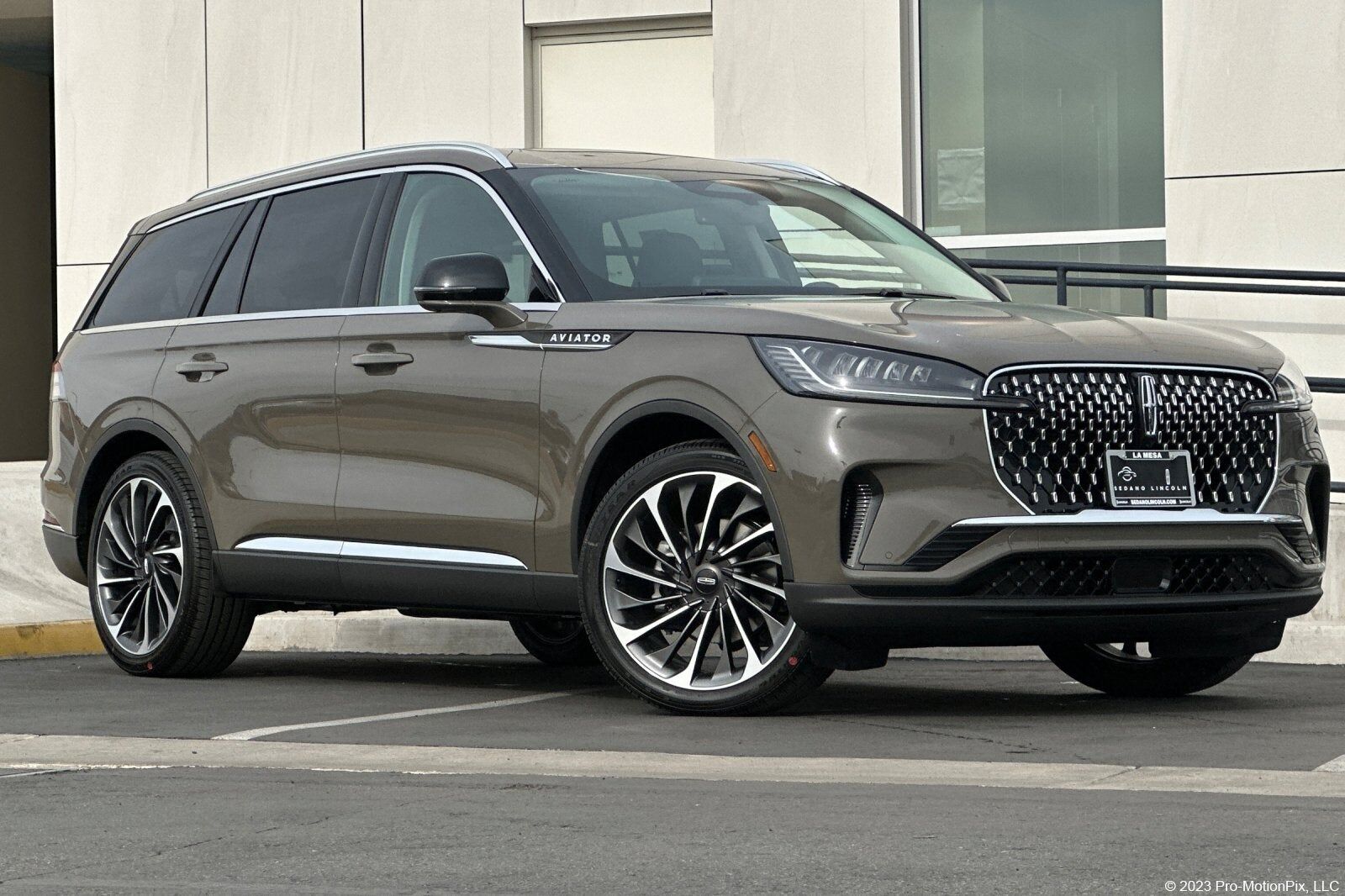 2026 LINCOLN Aviator