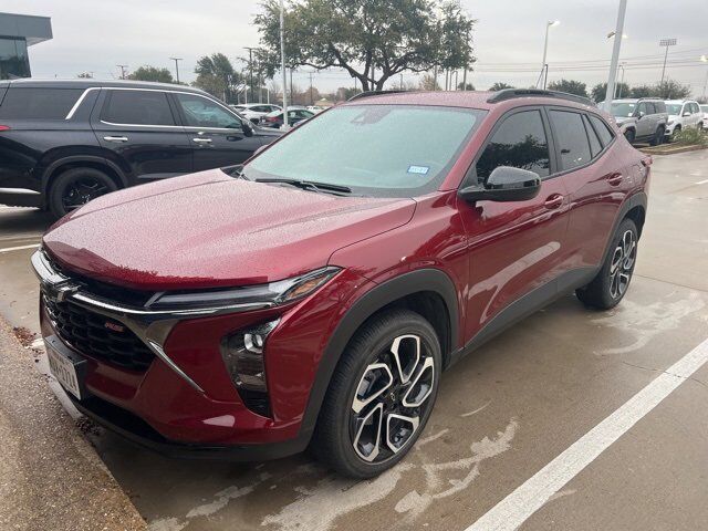 2025 CHEVROLET Trax